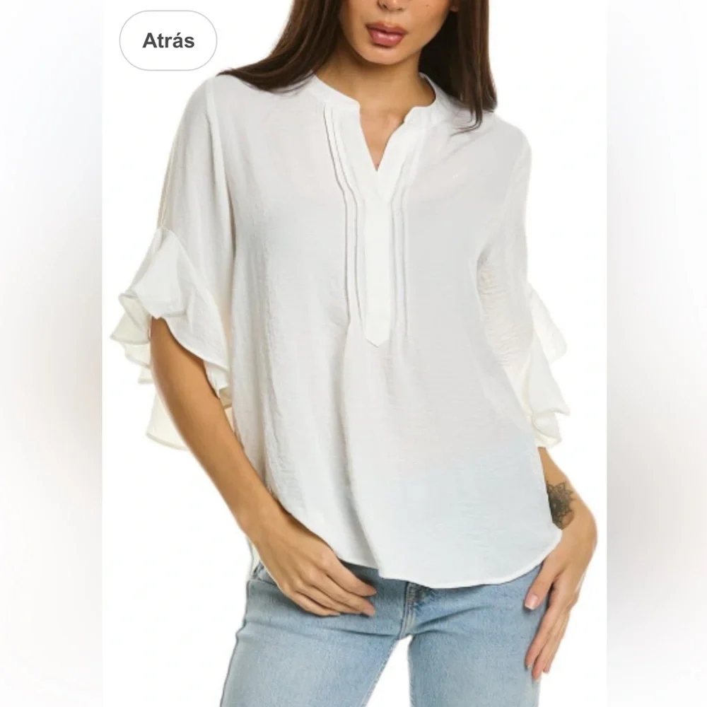 Vince Camuto, ruffle sleeve blouse size PL - Picture 9 of 9